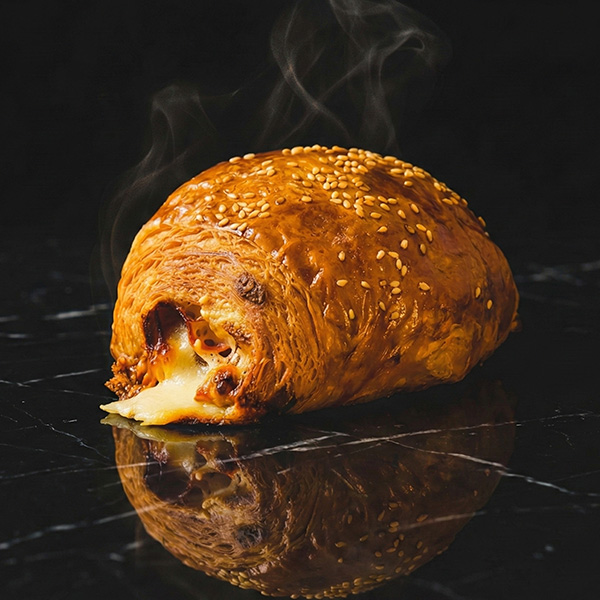 Ham & Grüyère cheese Danish Ham & Grüyère cheese Danish